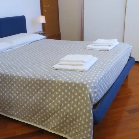 Semesterbostad Casetta A Borgo