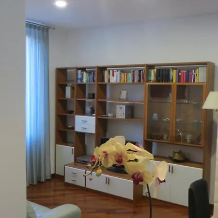 Semesterbostad Casetta A Borgo